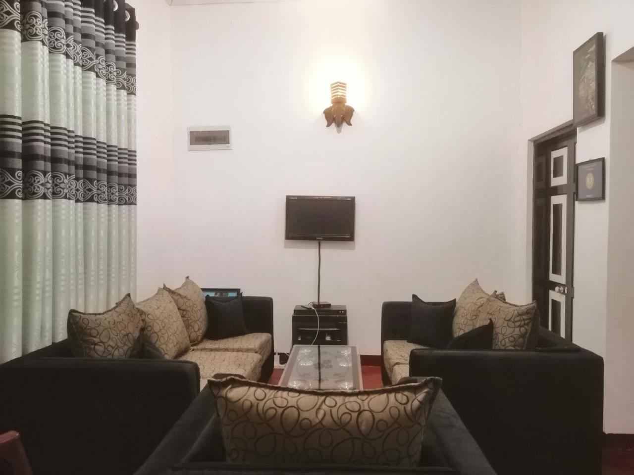 Sigiriya Lahiru Homestay Exterior foto